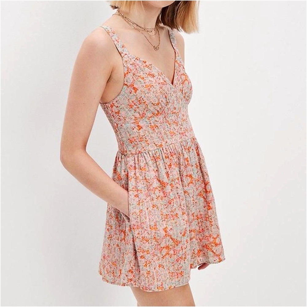 American Eagle Romper Womens Medium Orange Pink Floral Boho Smocked Sun Romper